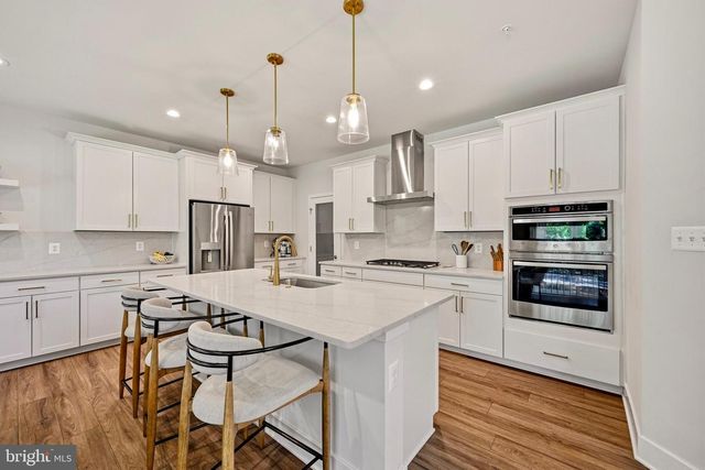 4874 AVOCA AVE, Ellicott City, MD 21043