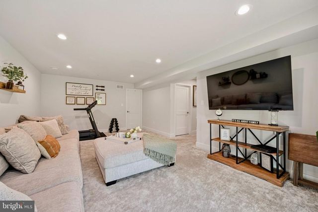 4874 AVOCA AVE, Ellicott City, MD 21043