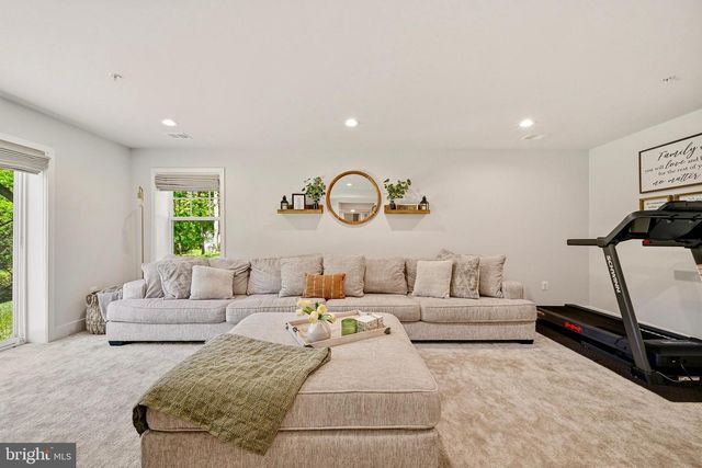 4874 AVOCA AVE, Ellicott City, MD 21043