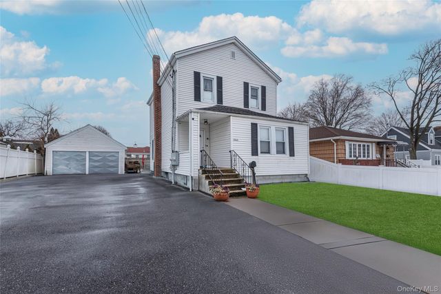 1060 Midland Street, Uniondale, NY 11553