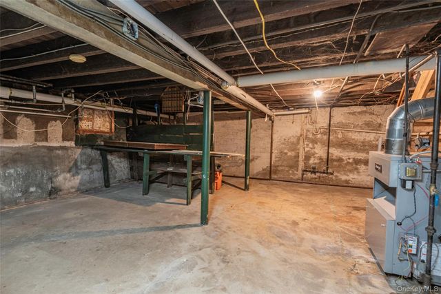 1060 Midland Street, Uniondale, NY 11553