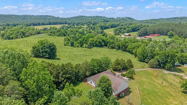128 County Road 755, Riceville, TN 37370