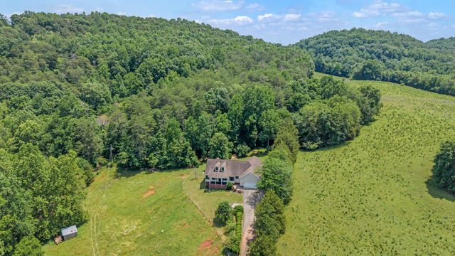 128 County Road 755, Riceville, TN 37370