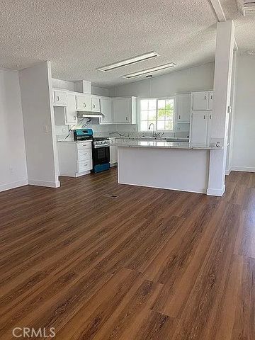 3303 Sierra 66, Rosamond, CA 93560