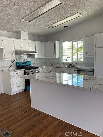 3303 Sierra 66, Rosamond, CA 93560