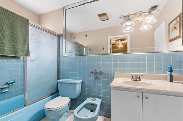 5951 SW 4th St, Miami, FL 33144