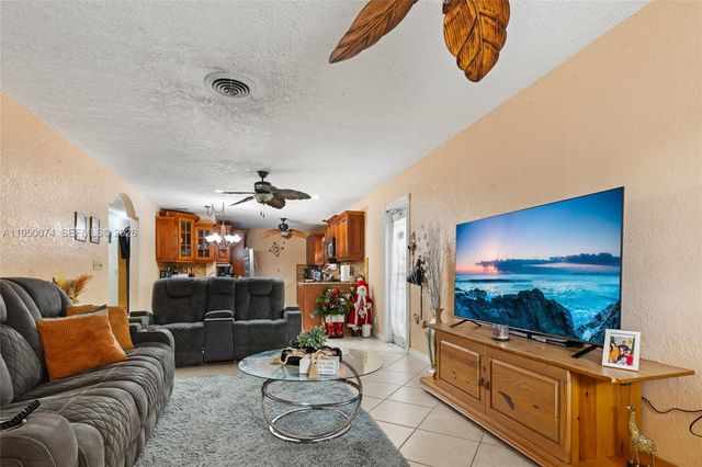 5951 SW 4th St, Miami, FL 33144