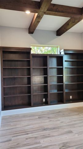 9729 Neuens Road, Houston, TX 77080