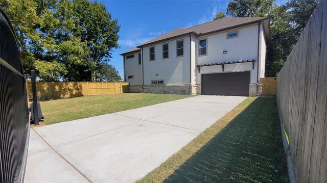 9729 Neuens Road, Houston, TX 77080