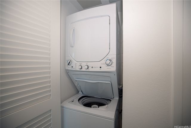 615 Keawe Street 2408, Honolulu, HI 96813