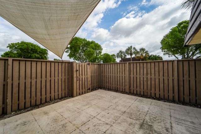 317 3rd Court, Palm Beach Gardens, FL 33410