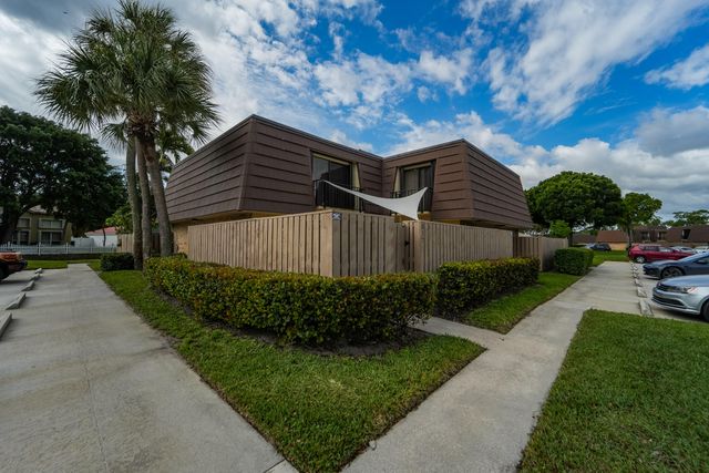 317 3rd Court, Palm Beach Gardens, FL 33410