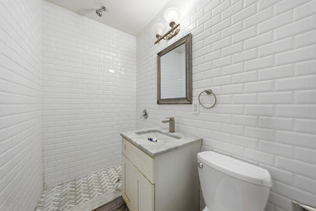 2271A PACIFIC Street, New York City, NY 11233