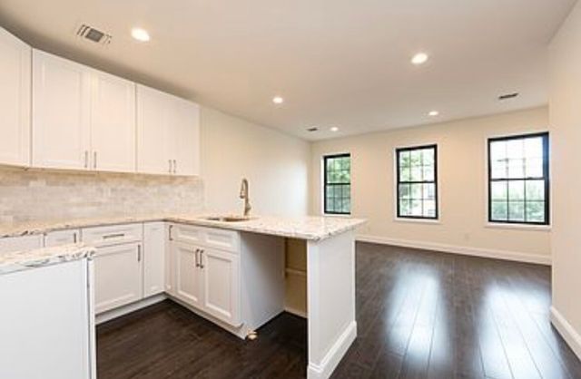 2271A PACIFIC Street, New York City, NY 11233