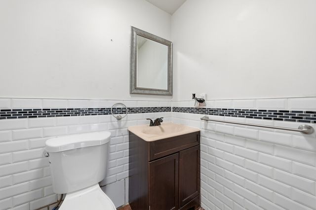 2271A PACIFIC Street, New York City, NY 11233