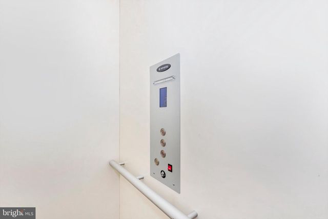 952 HOLDEN RD, Frederick, MD 21701