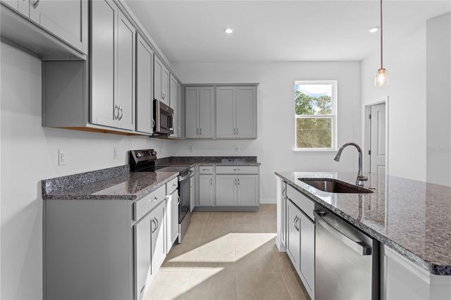 9906 TATE LANE, Tampa, FL 33626