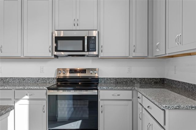 9906 TATE LANE, Tampa, FL 33626