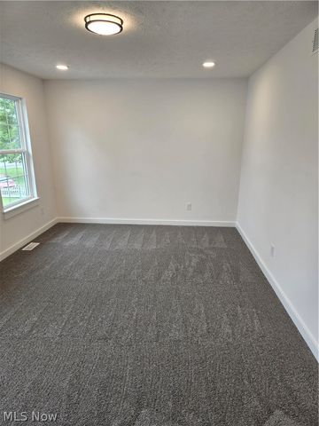 672 E 331st, Eastlake, OH 44095