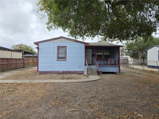 1309 Melbourne Dr, Corpus Christi, TX 78415