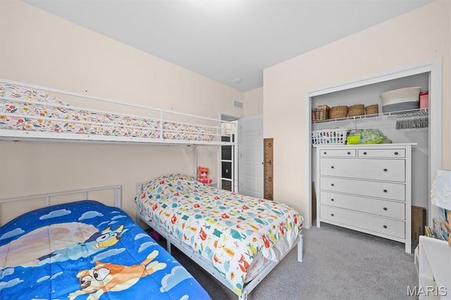 1701 Canopy Crest Circle, Swansea, IL 62226