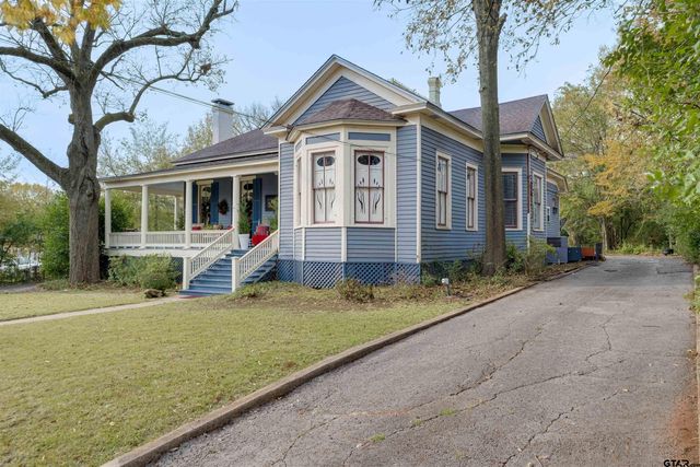 1011 S Sycamore, Palestine, TX 75801