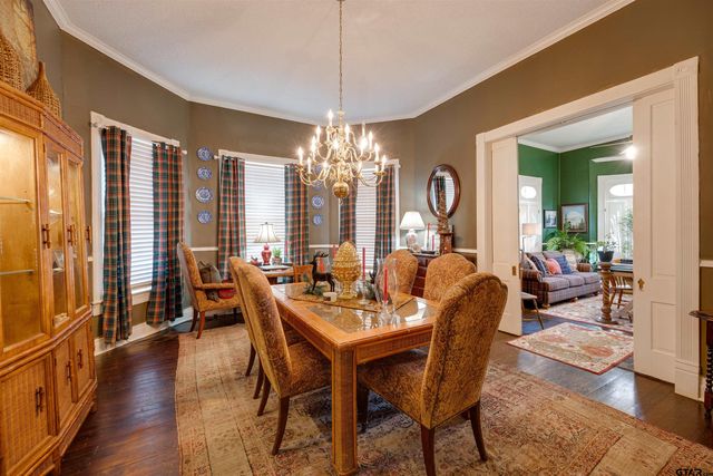 1011 S Sycamore, Palestine, TX 75801