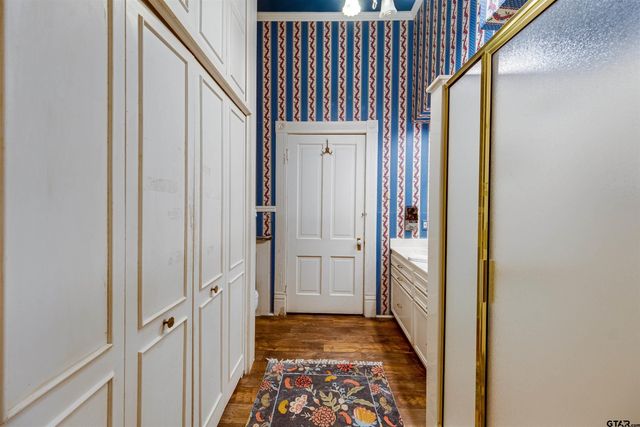 1011 S Sycamore, Palestine, TX 75801