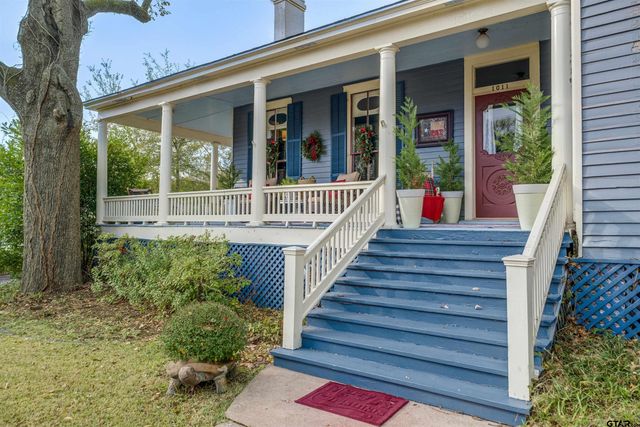 1011 S Sycamore, Palestine, TX 75801