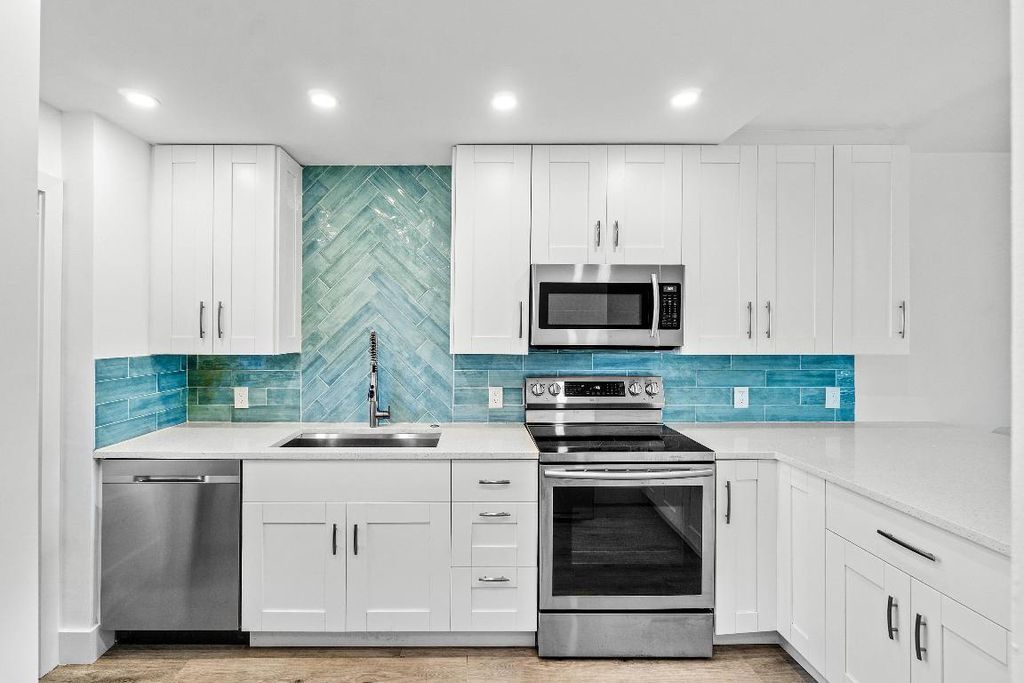 698 NE Spanish River Boulevard 0140, Boca Raton, FL 33431