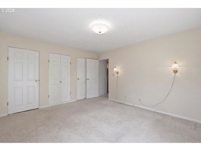 2010 Ne ADAMS St, Camas, WA 98607