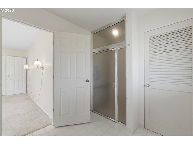 2010 Ne ADAMS St, Camas, WA 98607