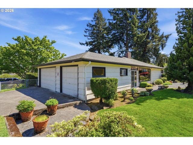 2010 Ne ADAMS St, Camas, WA 98607