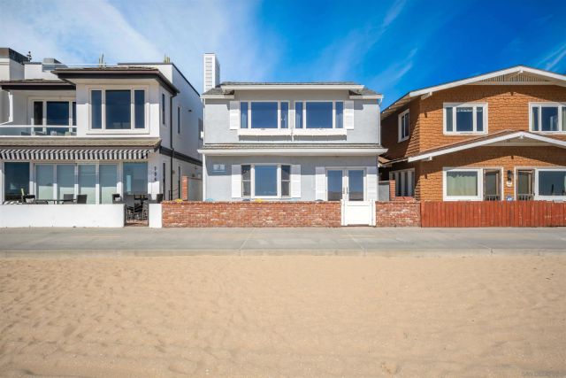 206 E Oceanfront, Newport Beach, CA 92661