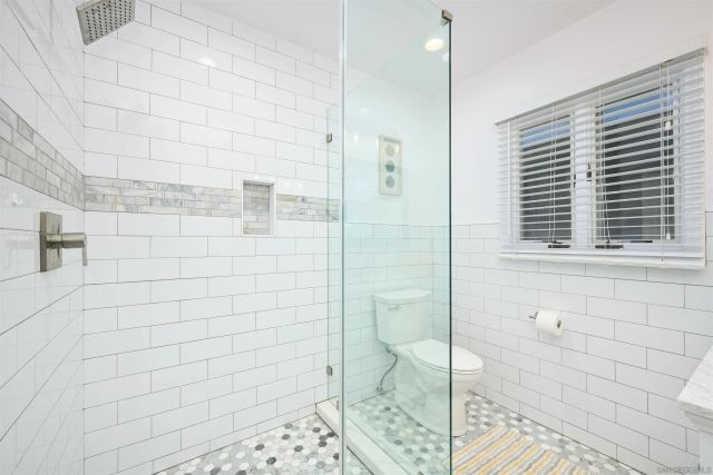 206 E Oceanfront, Newport Beach, CA 92661