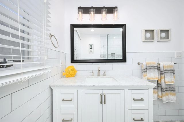 206 E Oceanfront, Newport Beach, CA 92661