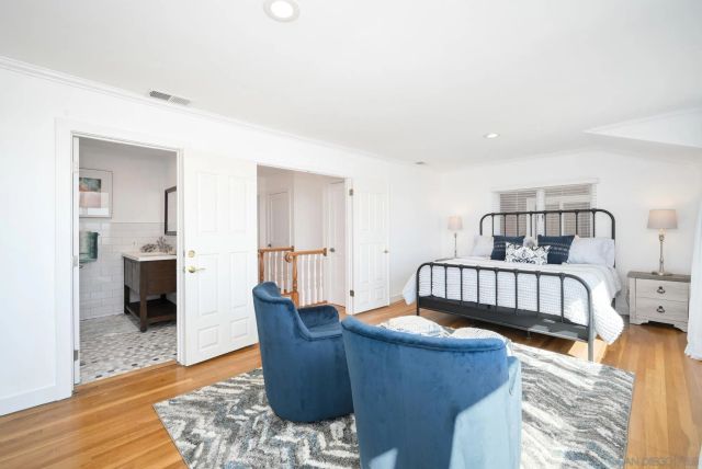 206 E Oceanfront, Newport Beach, CA 92661