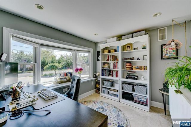11 Carlisle Road, Wayne, NJ 07470