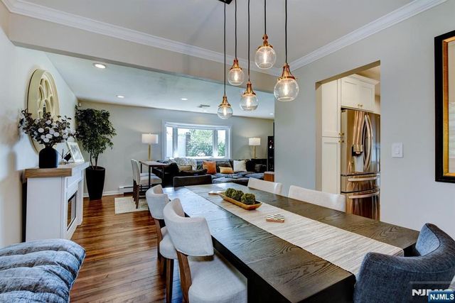 11 Carlisle Road, Wayne, NJ 07470