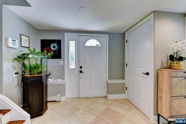 11 Carlisle Road, Wayne, NJ 07470