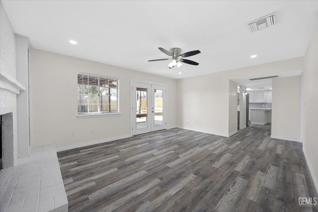 2704 Judith Street, Bakersfield, CA 93306