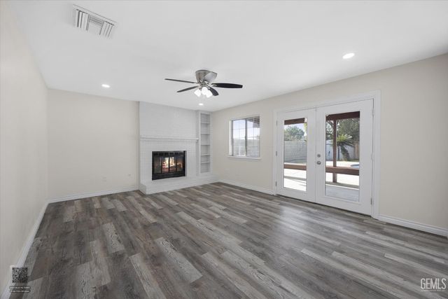 2704 Judith Street, Bakersfield, CA 93306