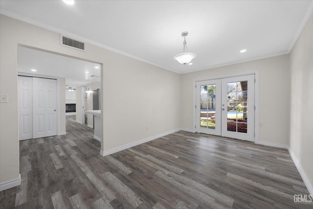 2704 Judith Street, Bakersfield, CA 93306