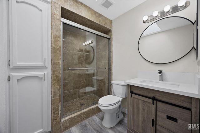 2704 Judith Street, Bakersfield, CA 93306