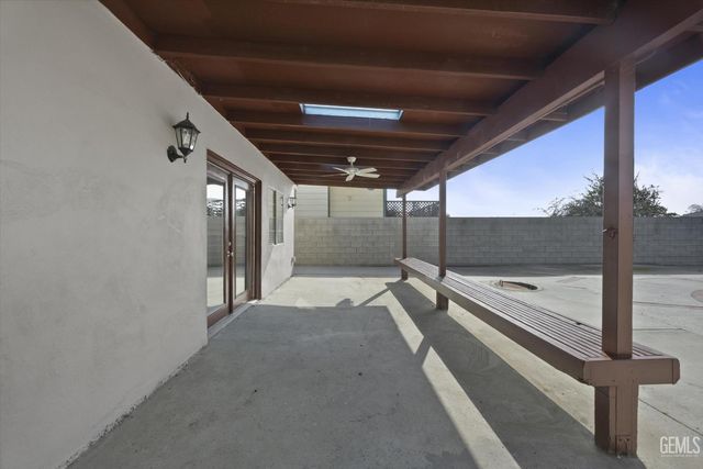 2704 Judith Street, Bakersfield, CA 93306