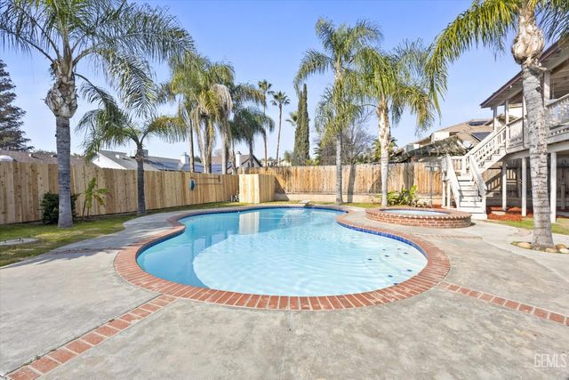 2704 Judith Street, Bakersfield, CA 93306