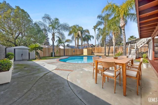 2704 Judith Street, Bakersfield, CA 93306