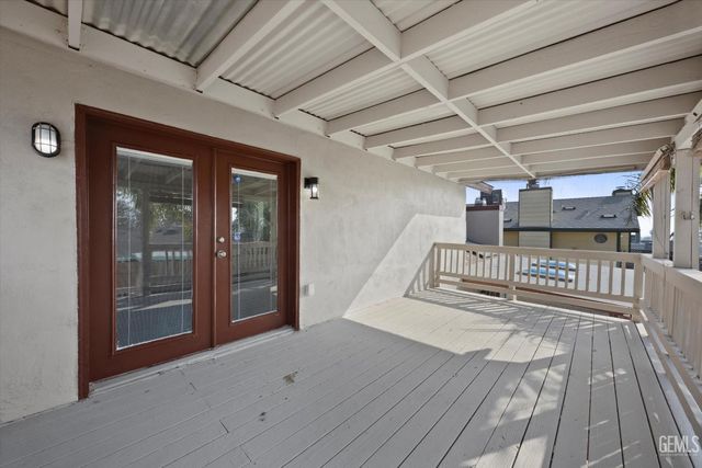 2704 Judith Street, Bakersfield, CA 93306