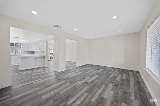 2704 Judith Street, Bakersfield, CA 93306