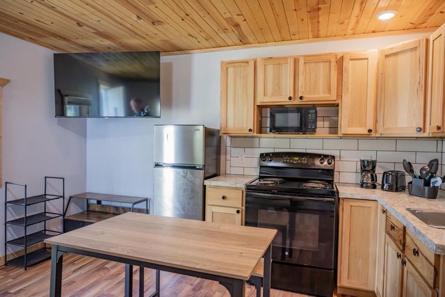 429 West Avenue, Mauston, WI 53948
